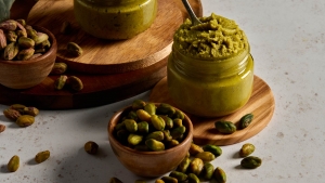 What is Pistachio Paste? Benefits, Recipes and Where to Buy?
